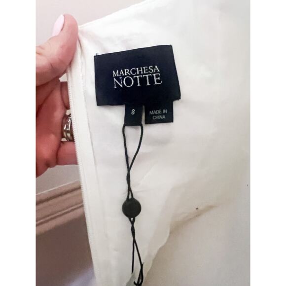 Marchesa Notte White Embroidered Minidress Size 8 NWT - Picture 10 of 12